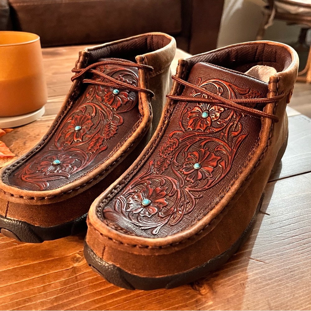 Twisted X woman’s size 7 Moccasins